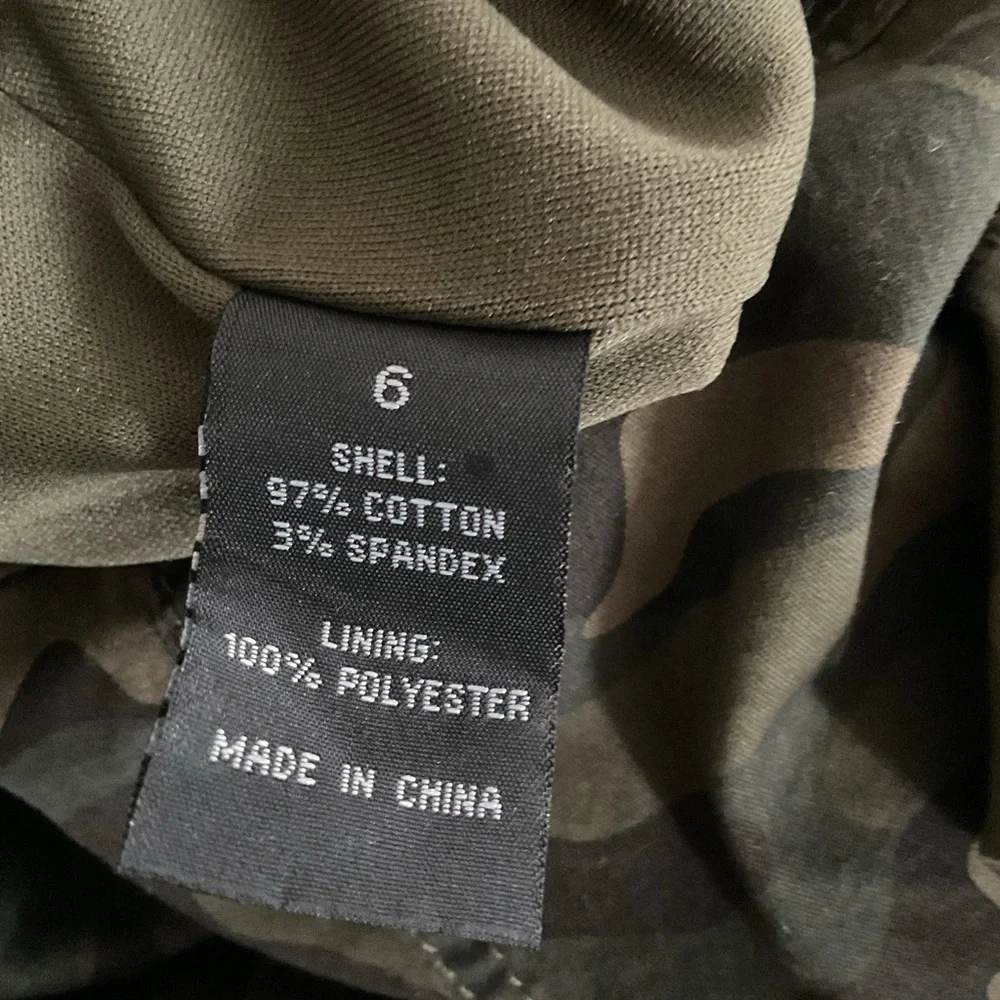 Baccini Green Knee-Length Pencil Skirt with Cargo Style - Picture 4 of 4